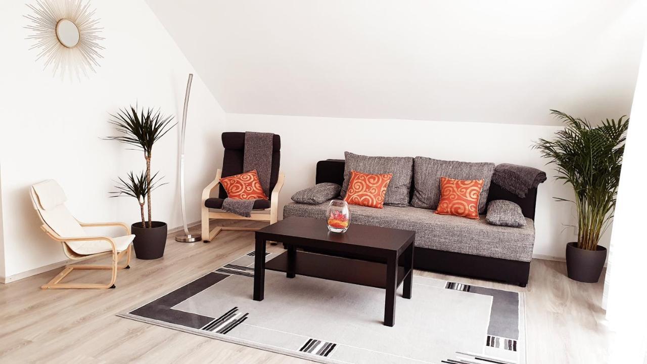 Sam's Place Apartment